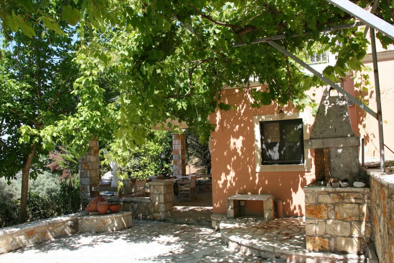 Niko'S & Konstantina'S Family Vacation House Lefkáda Esterno foto
